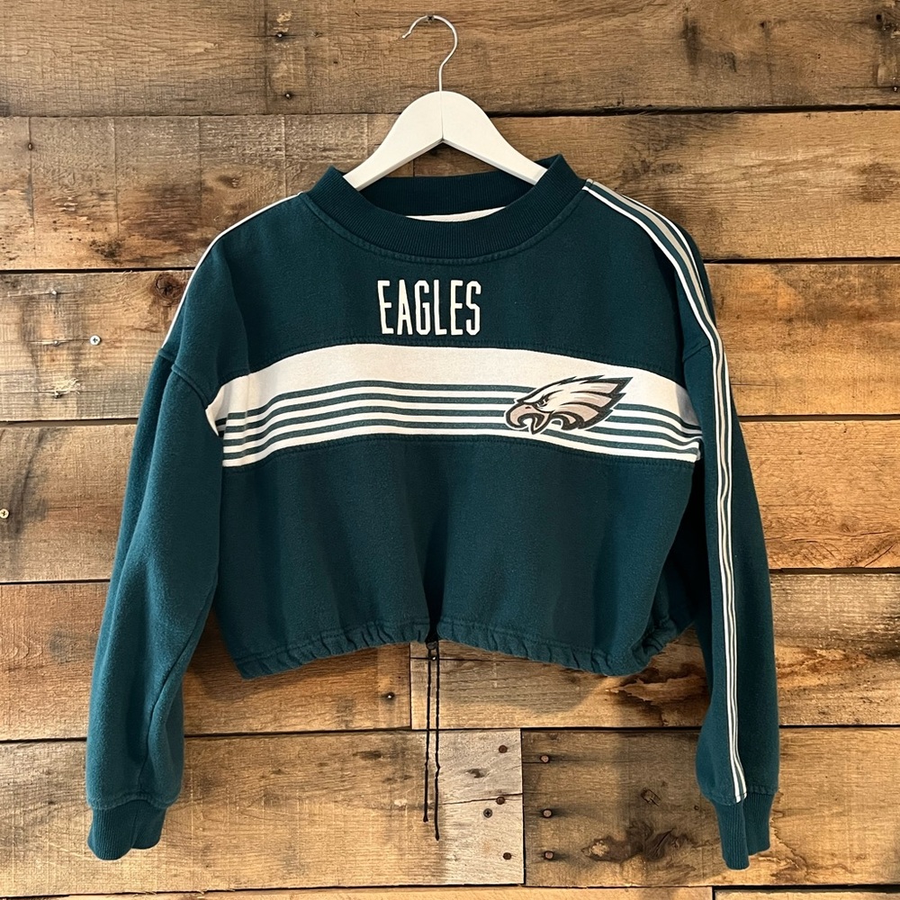 Eagles cropped sweatshirt
